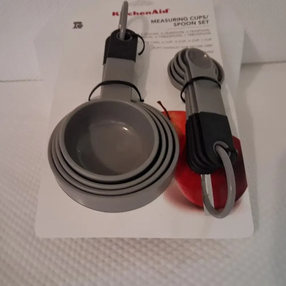 Kitchen Aid 4 Measuring Cups & 5 Spoons Measuring Set NEW
